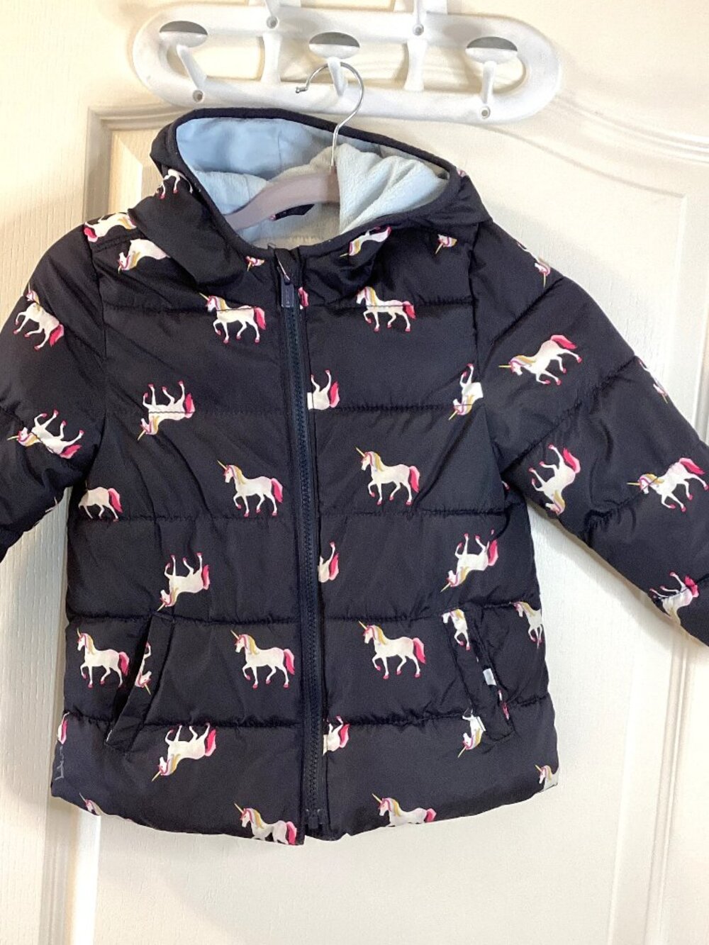 Old Navy Toddler Girls' 4T Black Unicorn Hooded Puffer Jacket Winter Coat